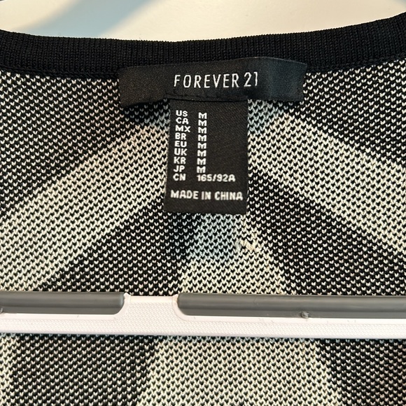 Forever 21 Body-Con Geometric Dress NWOT - Black and Tan, Size Medium - Picture 2 of 10